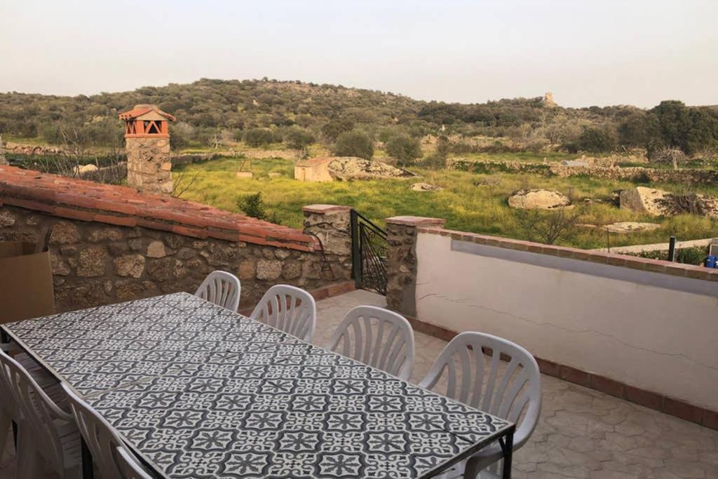 Casa - Apartamento Rural La Tahona Del Abuelo Plasenzuela Екстериор снимка
