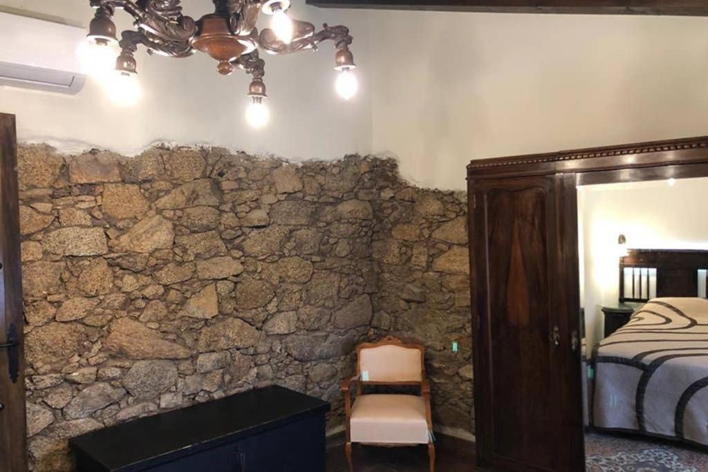 Casa - Apartamento Rural La Tahona Del Abuelo Plasenzuela Екстериор снимка