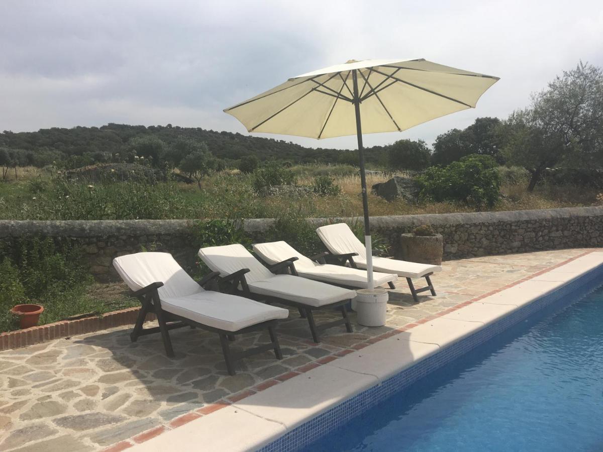 Casa - Apartamento Rural La Tahona Del Abuelo Plasenzuela Екстериор снимка