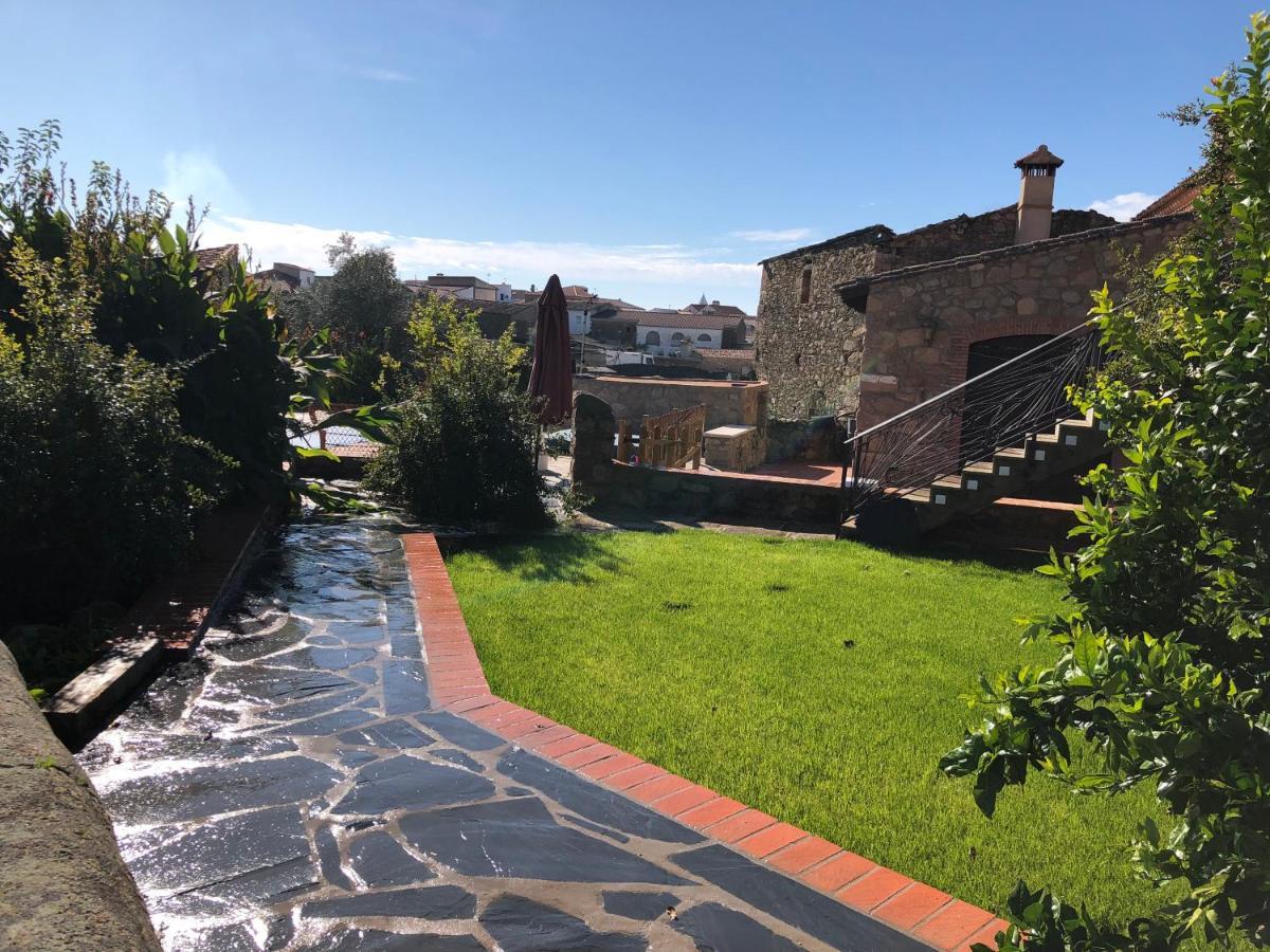 Casa - Apartamento Rural La Tahona Del Abuelo Plasenzuela Екстериор снимка